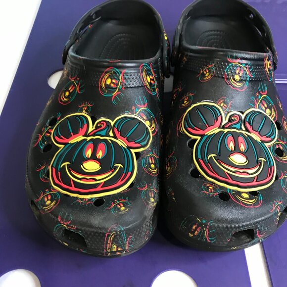 DISNEY PARK CROCS HALLOWEEN MICKEY MOUSE WOMENS SIZE 11  MALE 9 - Picture 9 of 9